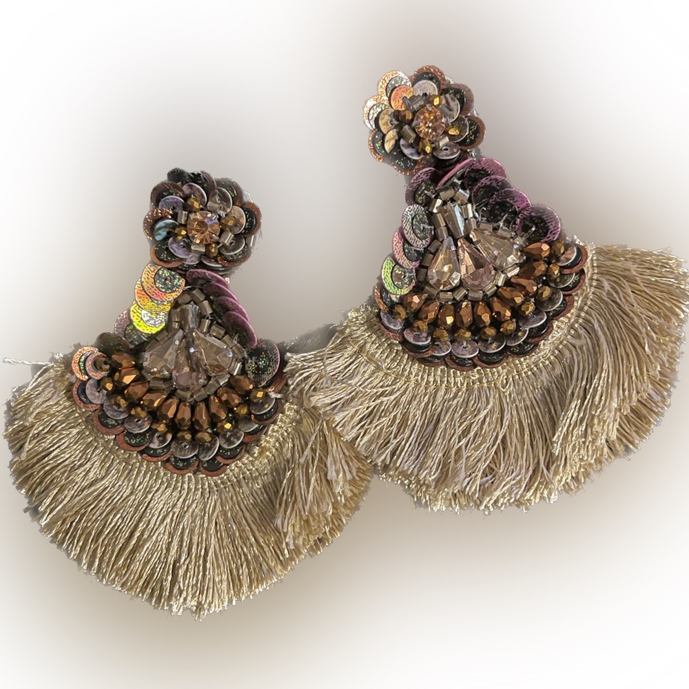 Noir tassel earrings